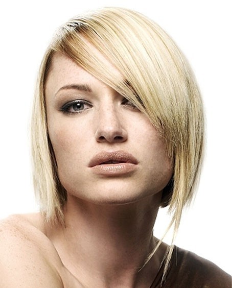 Taglio di capelli ultima moda