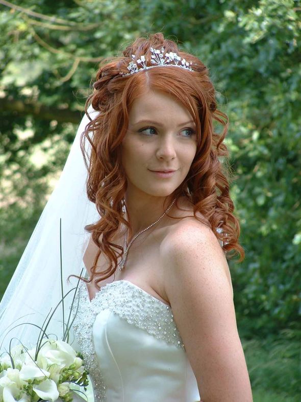 Pettinature Capelli Ricci Capelli Ricci Sposa 2014