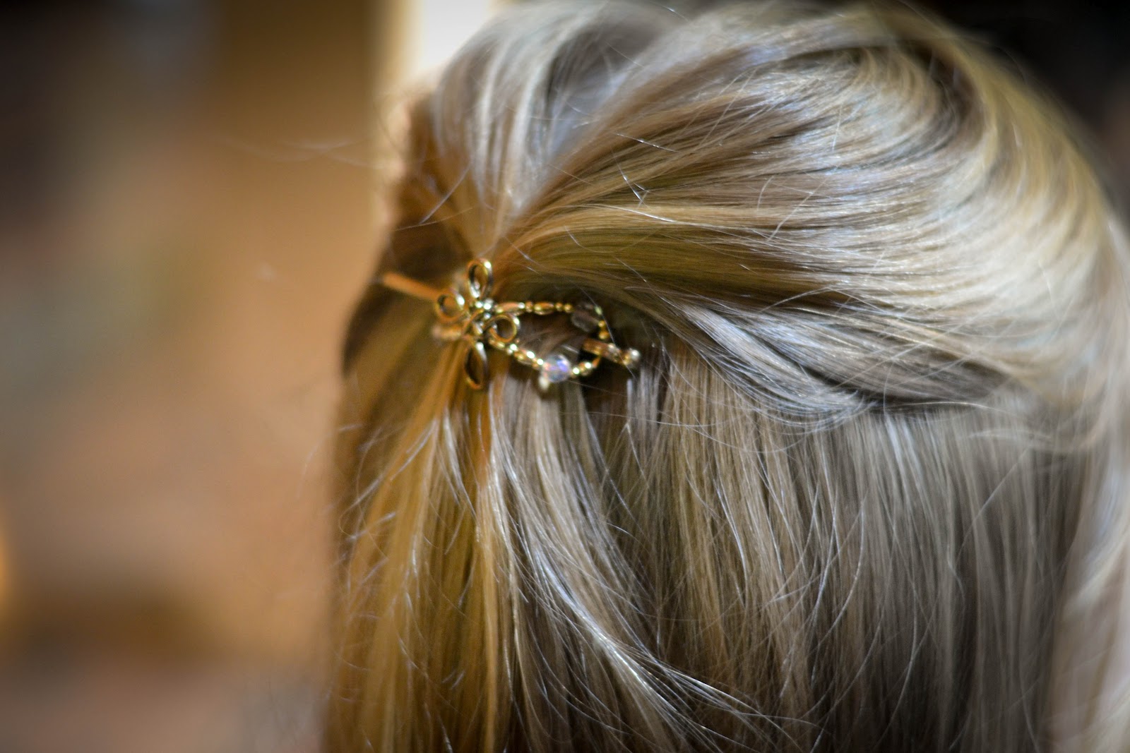 39 Simple Hairstyle Using Clips Pdf Psd Eps Cdr Doc