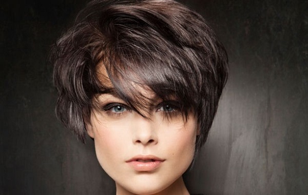 Onde capelli medi