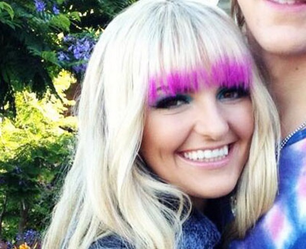 Capelli Biondi Con Punte Rosa