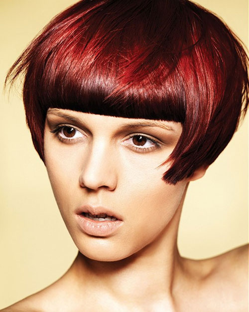 acconciature rosse corte