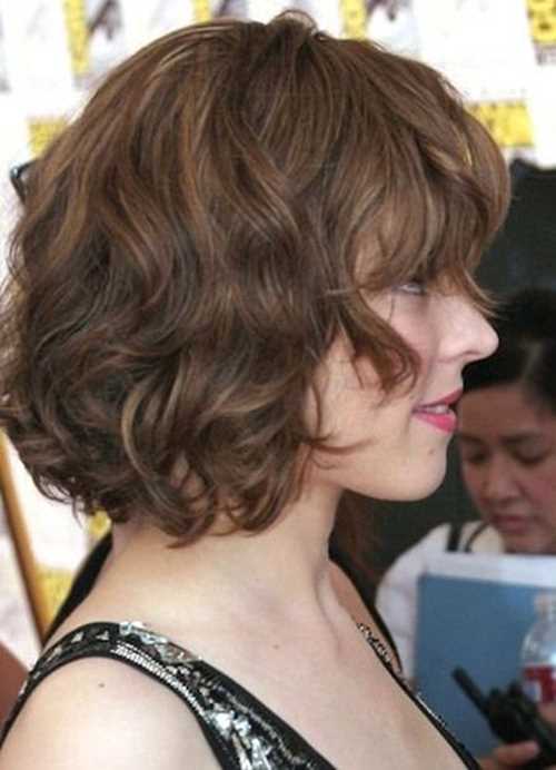 capelli corti mossi
