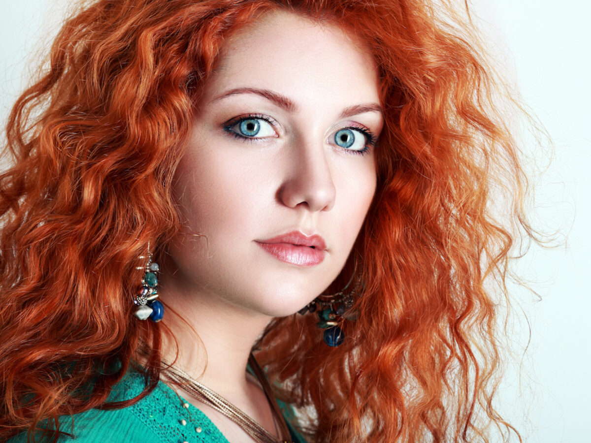 capelli rossi in modo naturale