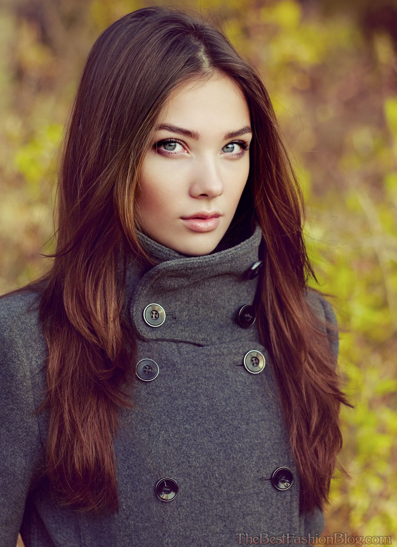 Middle Parting Long Hairstyles 2015 3 CapelliStyle it