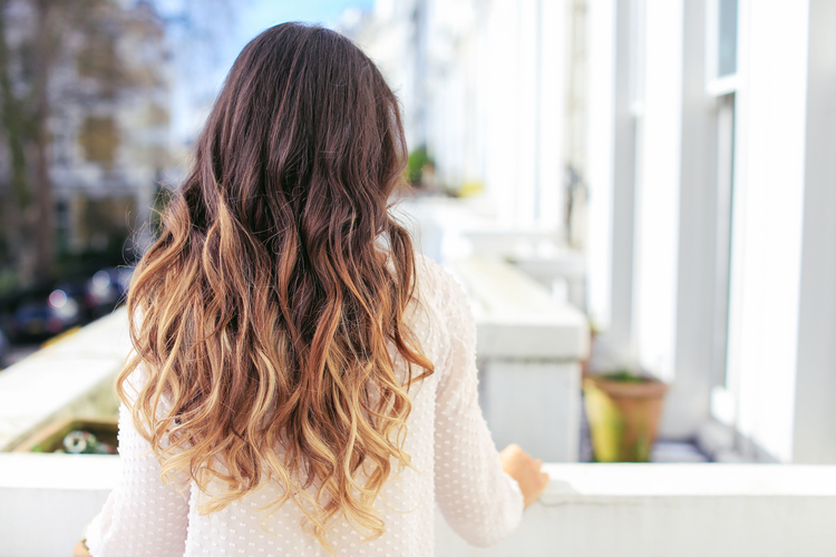 Come Avere Dei Capelli Mossi Da Favola Con L Ombre Hair Video Foto