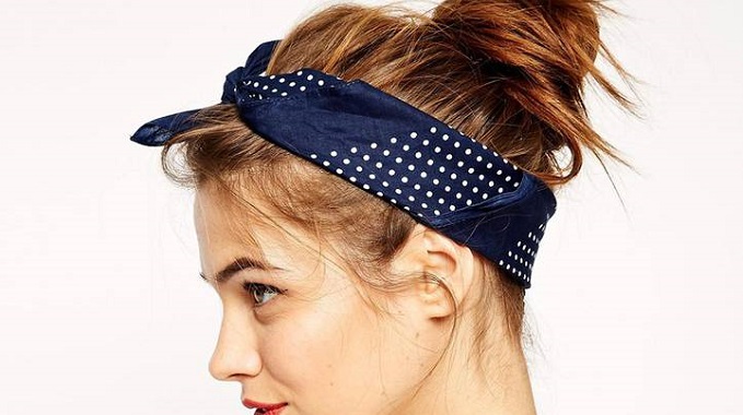 Come si mette la bandana in stile Pin Up?