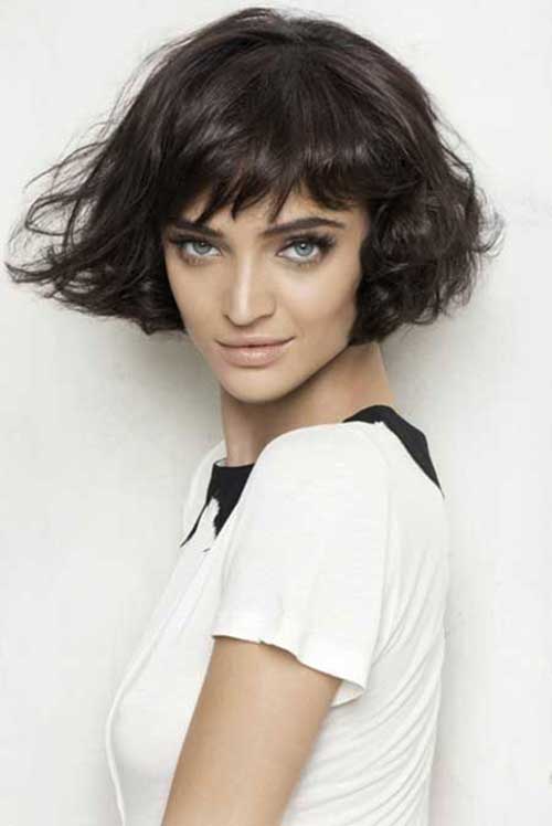 18 Cute haircuts for thick curly hair for 2022