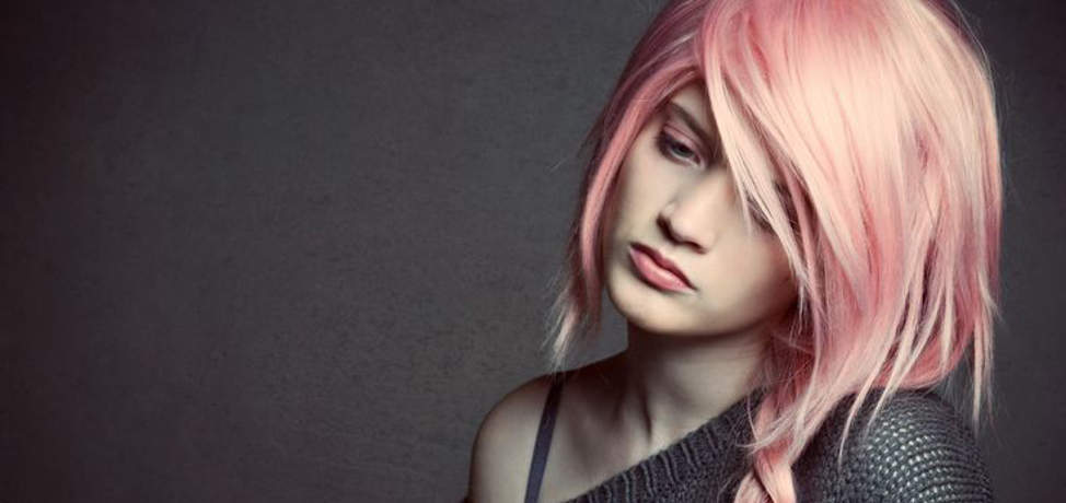 trendy-rose-quartz-hairstyles-to-wear-this-spring