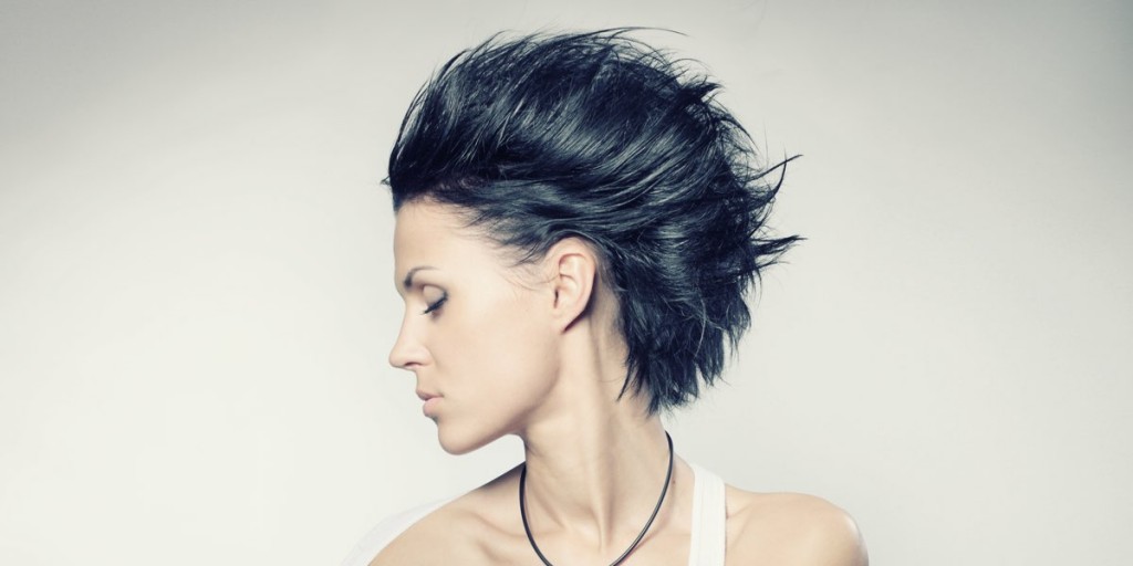 Acconciature sale e pepe: non siamo vecchie, ma alla moda! Acconciature sale e pepe: non siamo vecchie, ma alla moda! - CapelliStyle