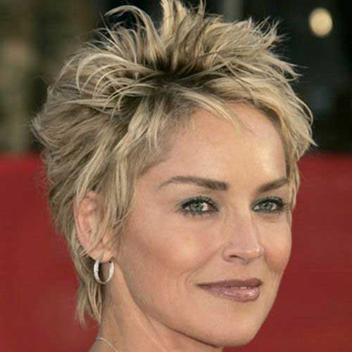Capelli corti per over 50, tante idee da usare subito!