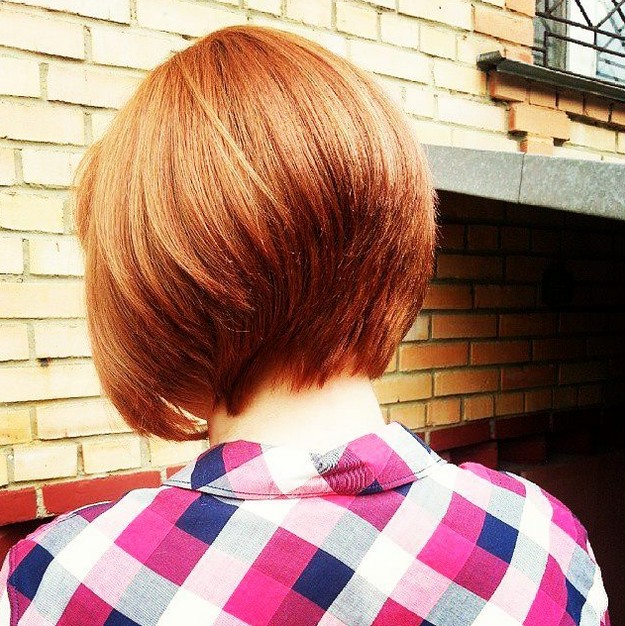 short-red-graduated-bob-hairstyle-for-thick-hair
