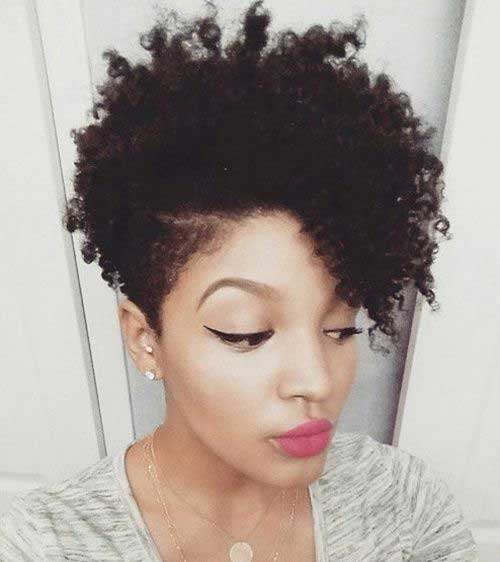 30-short-curly-hairstyle-for-black-women-capellistyle