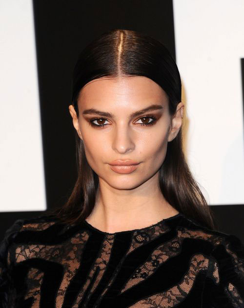 Capelli effetto bagnato, come portarli al meglio Capelli effetto bagnato, come portarli al meglio