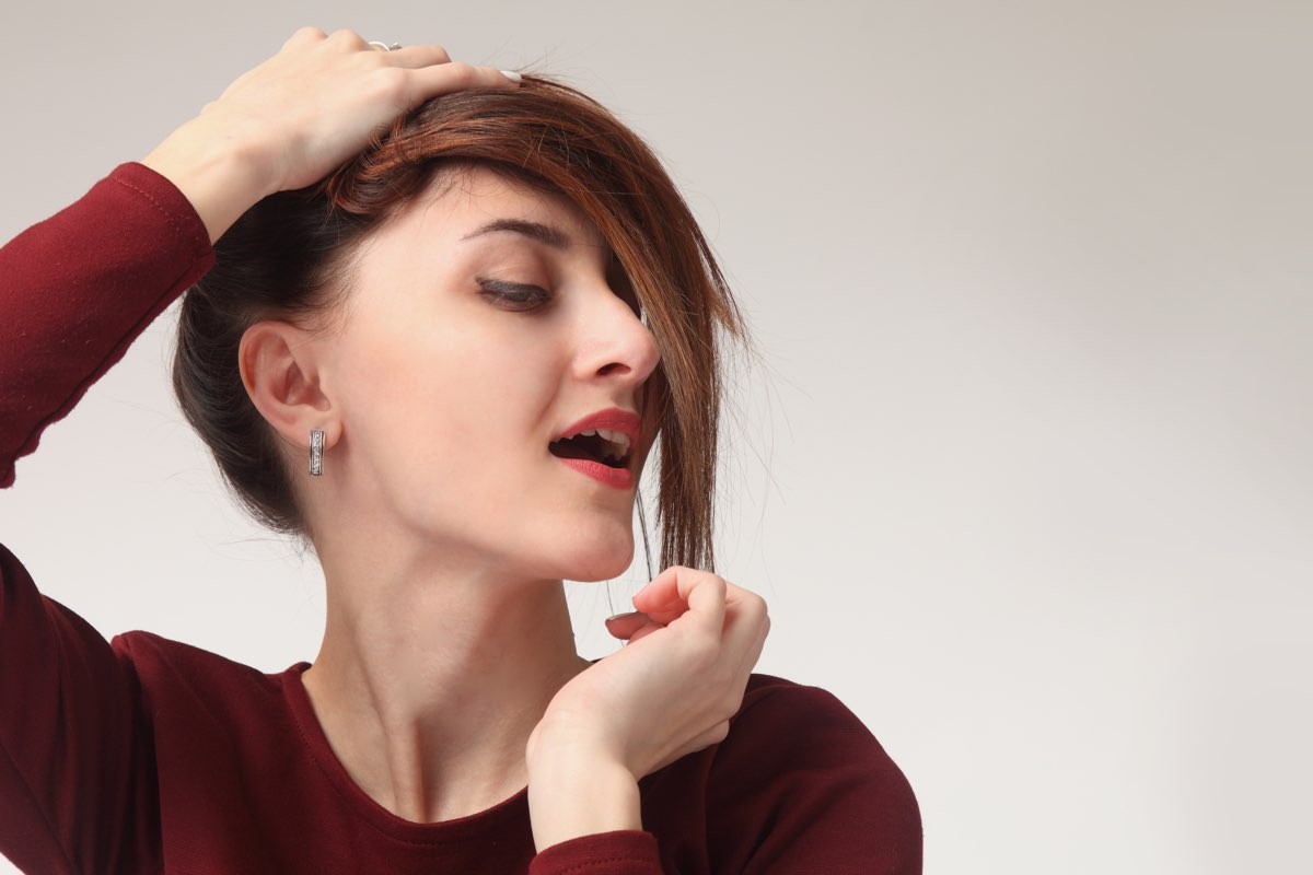 Capelli Rasati Ai Lati Più Di 15 Acconciature Femminili Da