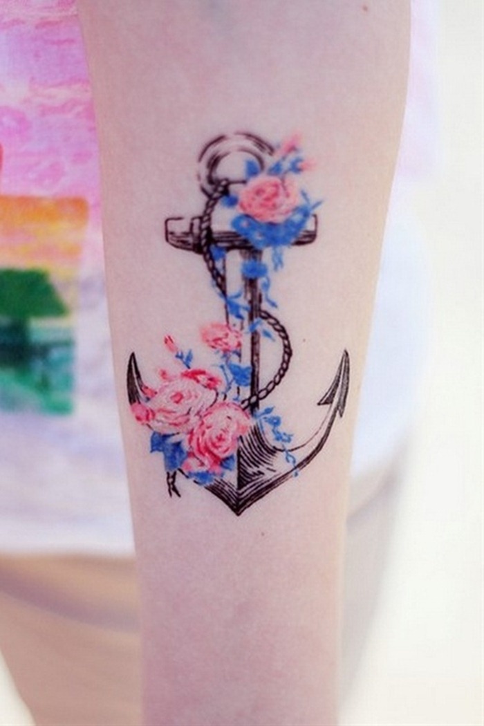 cool-anchor-and-flower-tattoo-designs-for-women-arm