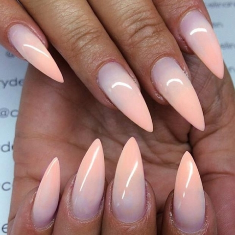 unghie-stiletto-nail-art-decorate-30