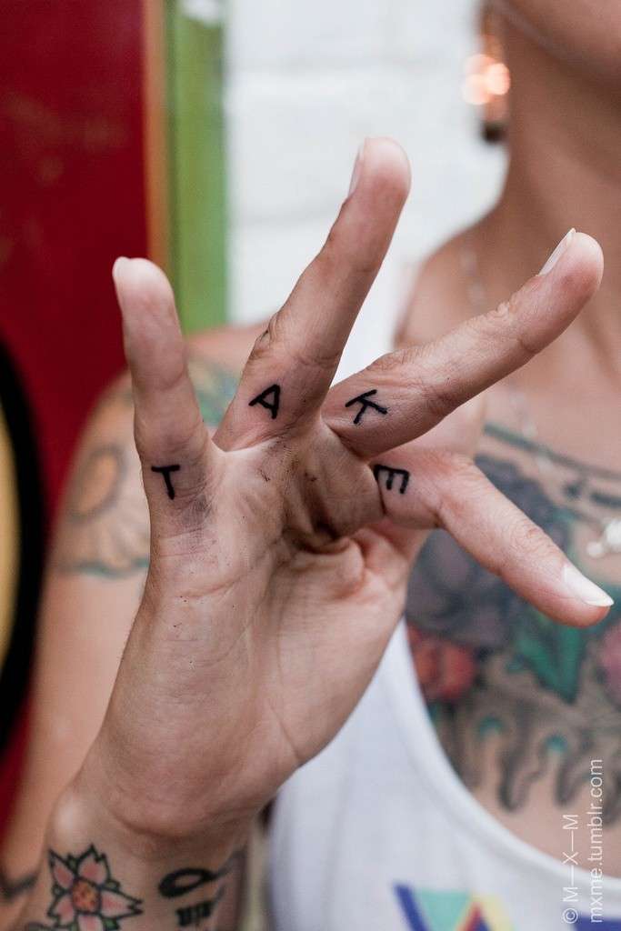 tatoo-sulle-dita-della-mano