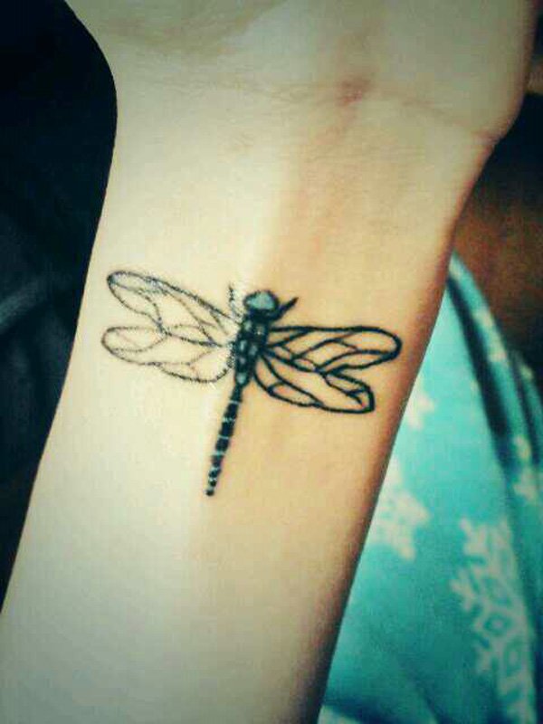 22-dragonfly-tattoo
