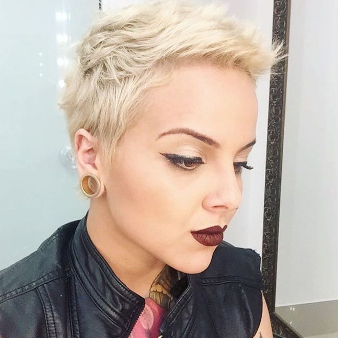 3spikypixiewithashortfringe CapelliStyle