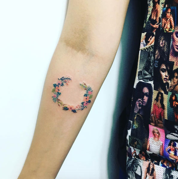 floral-wreath-tattoo
