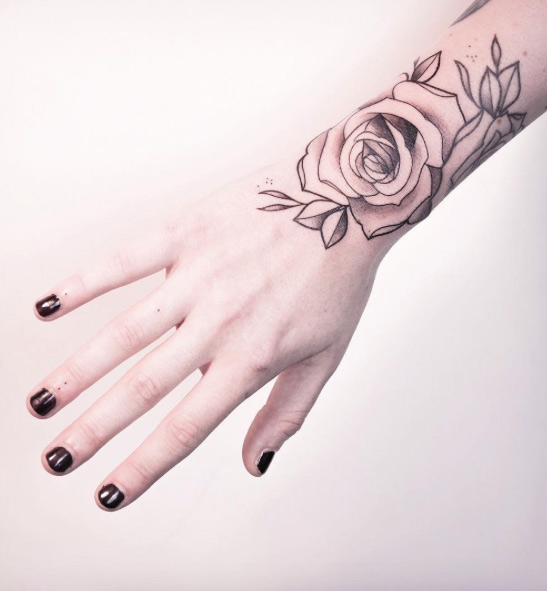 rose-wrist-tattoo
