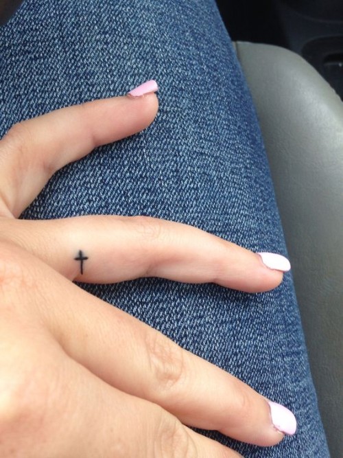 small-finger-tattoo_07