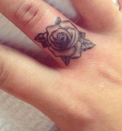 small-finger-tattoo_12