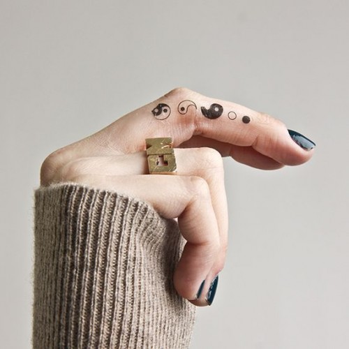 small-finger-tattoo_26