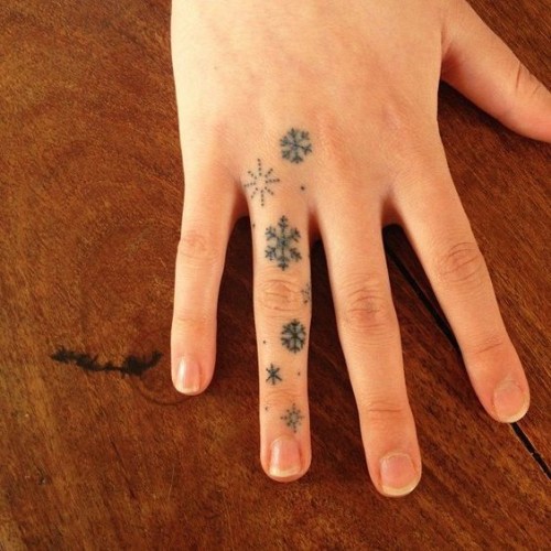 small-finger-tattoo_46