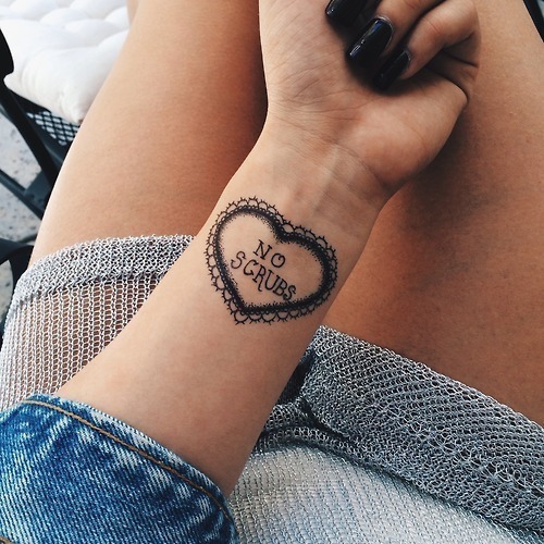 50-cute-tattoo-designs-for-girls-10