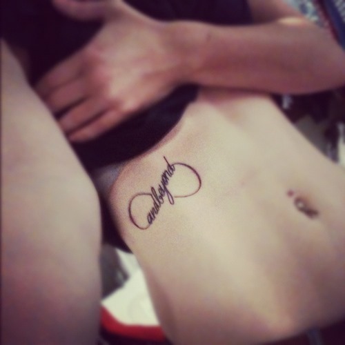 50-cute-tattoo-designs-for-girls-17