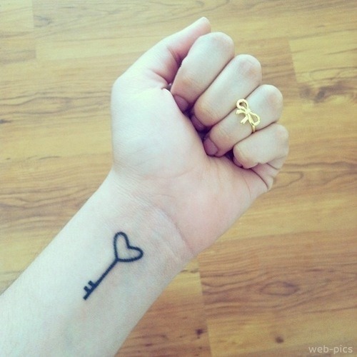 50-cute-tattoo-designs-for-girls-37