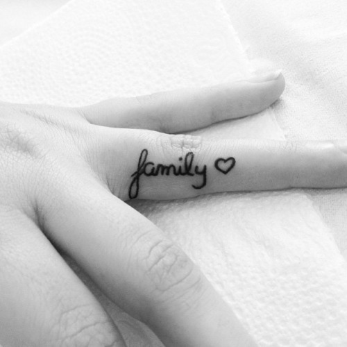 50-cute-tattoo-designs-for-girls-39