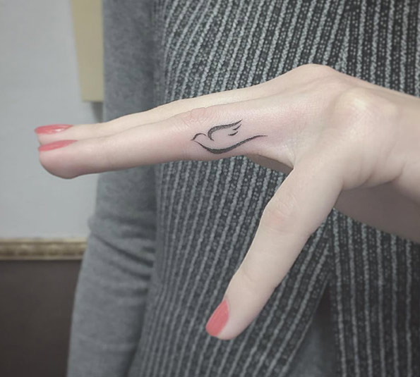 tiny-girl-tattoo-design-11