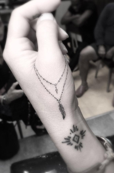 tiny-girl-tattoo-design-30