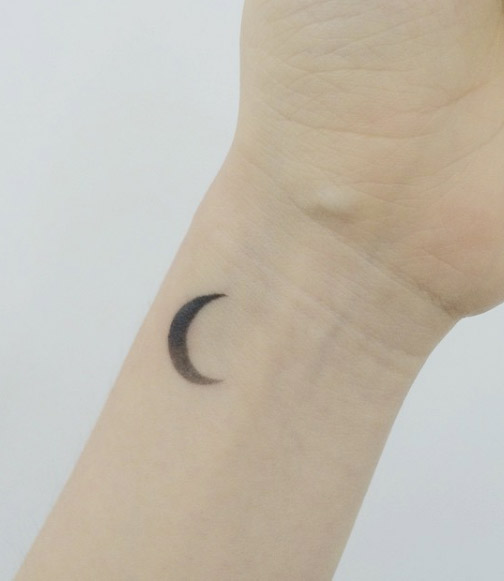 tiny-girl-tattoo-design-35