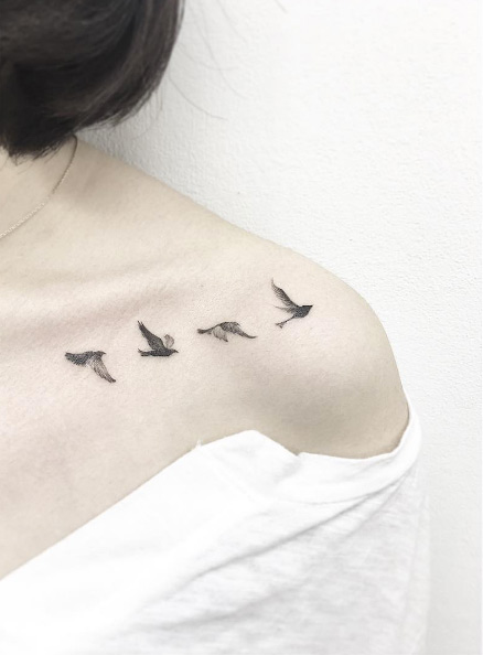 tiny-girl-tattoo-design-40