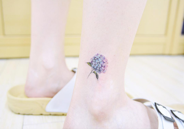 tiny-girl-tattoo-design-41