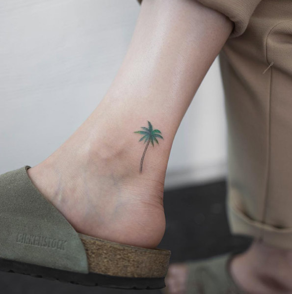 tiny-girl-tattoo-design-49