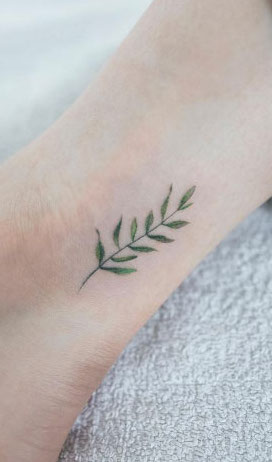 tiny-girl-tattoo-design-50