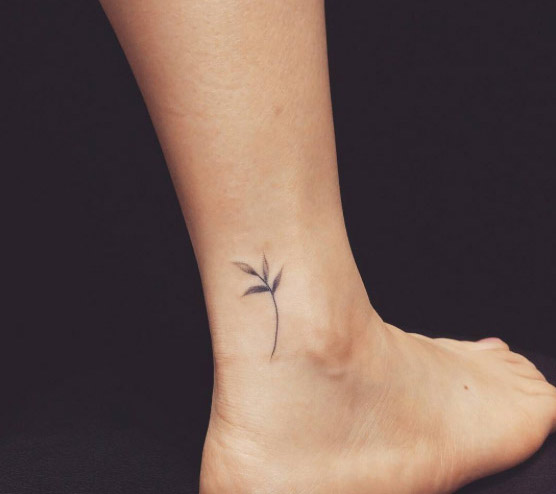 tiny-girl-tattoo-design-69