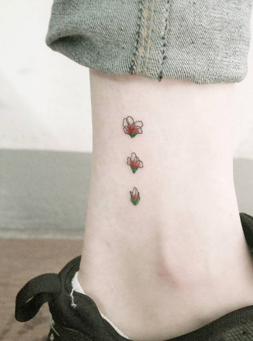tiny-girl-tattoo-design-88