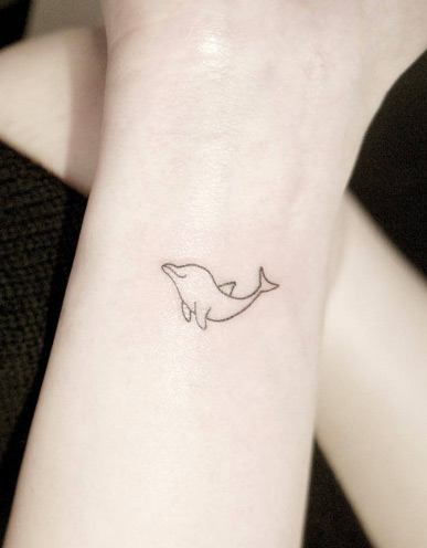 tiny-girl-tattoo-design-89