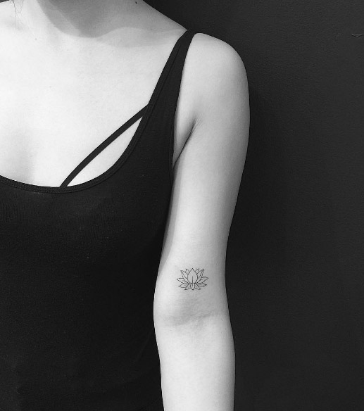 tiny-girl-tattoo-design-96