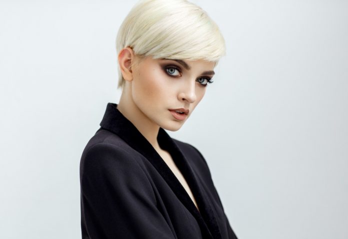 modelli di capelli molto corti