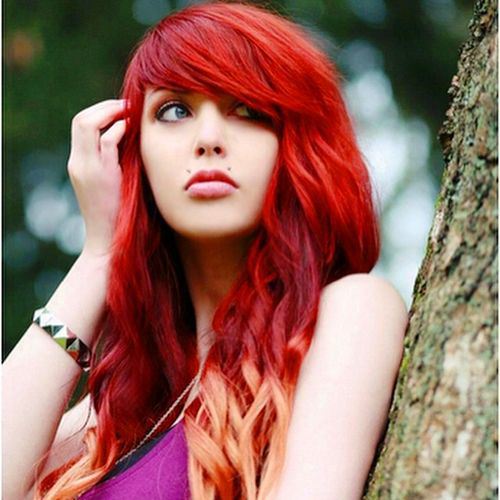 7-red-hairstyle-with-side-bangs-for-thick-hair - CapelliStyle