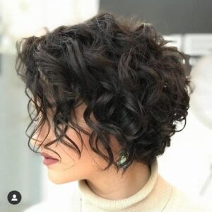 65 Tagli Di Capelli Corti Ricci Sbarazzini Simpatici Ed Originali 65-tagli-di-capelli-corti-ricci-sbarazzini-simpatici-ed-originali