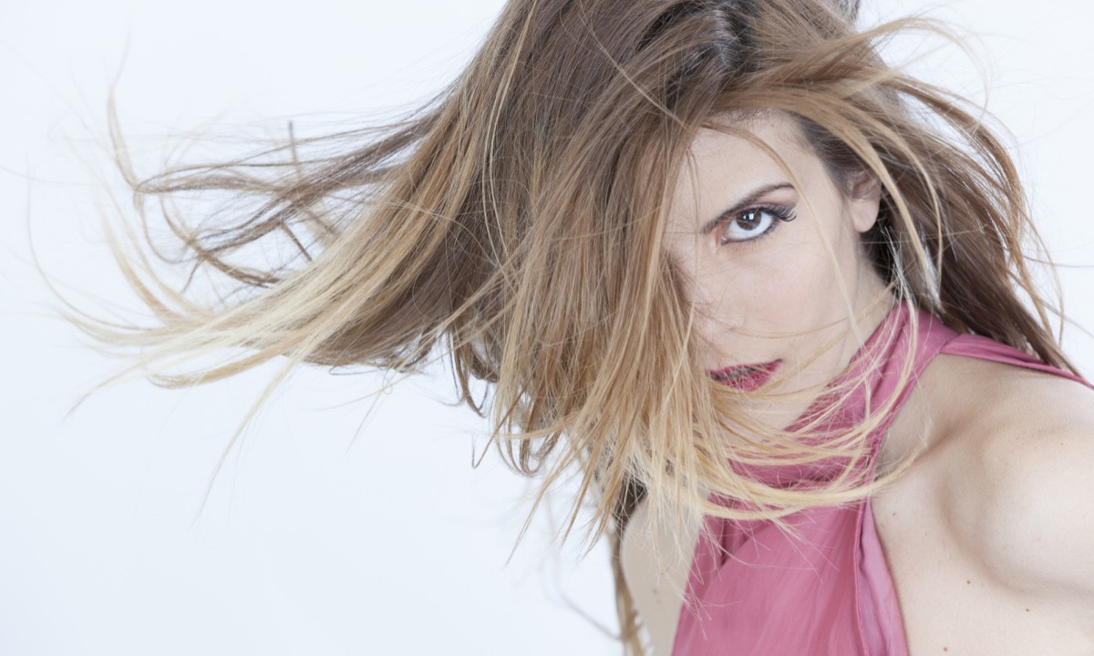 Capelli lisci, acconciature per capelli lunghi Capelli lisci, acconciature per capelli lunghi