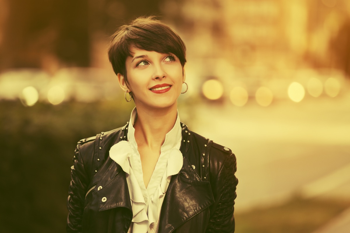 capelli corti facili